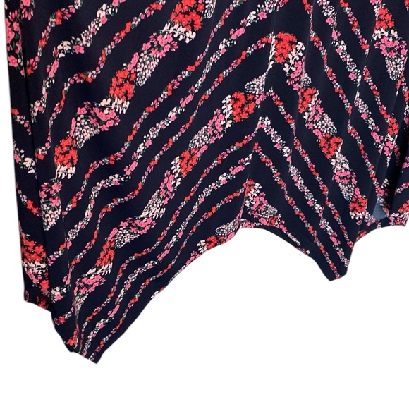 Maurice's Cold Shoulder Handkerchief Hem Navy Blue Pink Floral Midi Dress SZ 1 - Picture 5 of 15